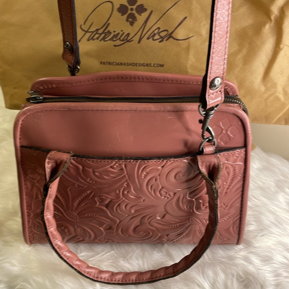 PATRICIA NASH PARIS tooled OLD ROSE SATCHEL. Note- scuff marks on bottom and ink - Picture 12 of 12